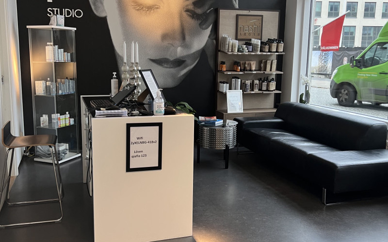 Obj.nr. BO-9021 Toppfräsch frisörsalong Malmö
