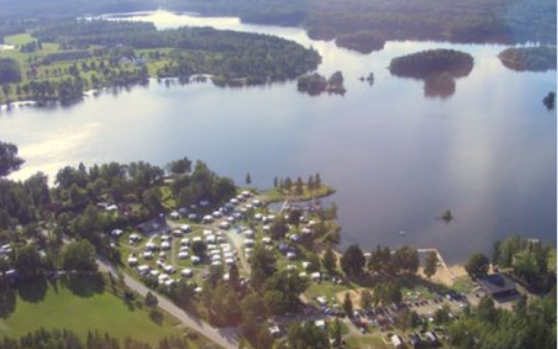 Småängens Camping - en Oas vid sjön Liens strand