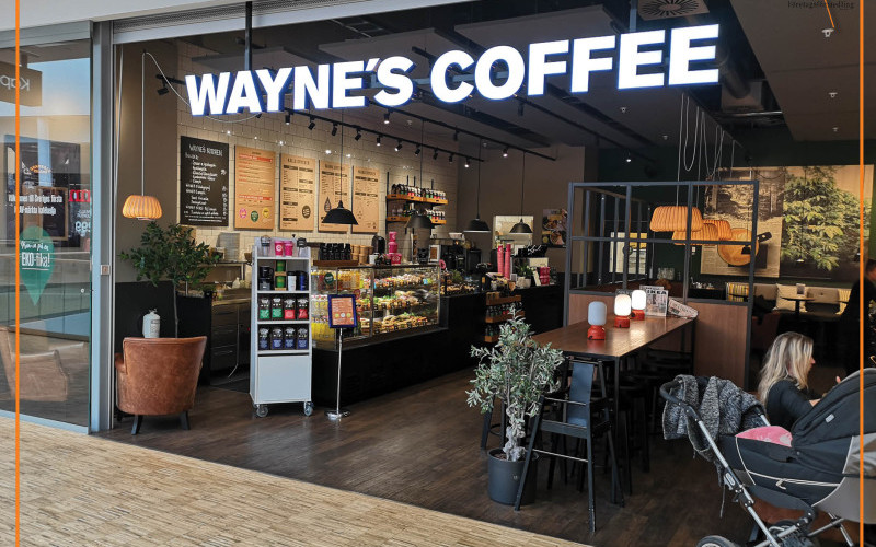 60167: VÄRLDSKÄNT CAFÉ I AVION SHOPPING GALLERIA TILL SALU