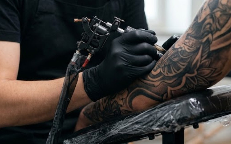 Photo de Lönsam tatuerings- och akademiverksamhet i Stockholmsområdet med systerstudio i Puerto Banús - École / Formation, Tatouage / Tattoo Shop, Laser esthétique / Laser Aesthetics